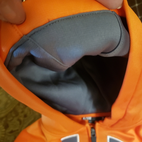 6-9 months Under Armour Full Zip Jacket - Picture 3 of 5